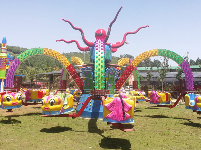 pulpo giratoria en parque